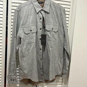 LINCS DC@Co men’s buttoned down. Size M. Gray.